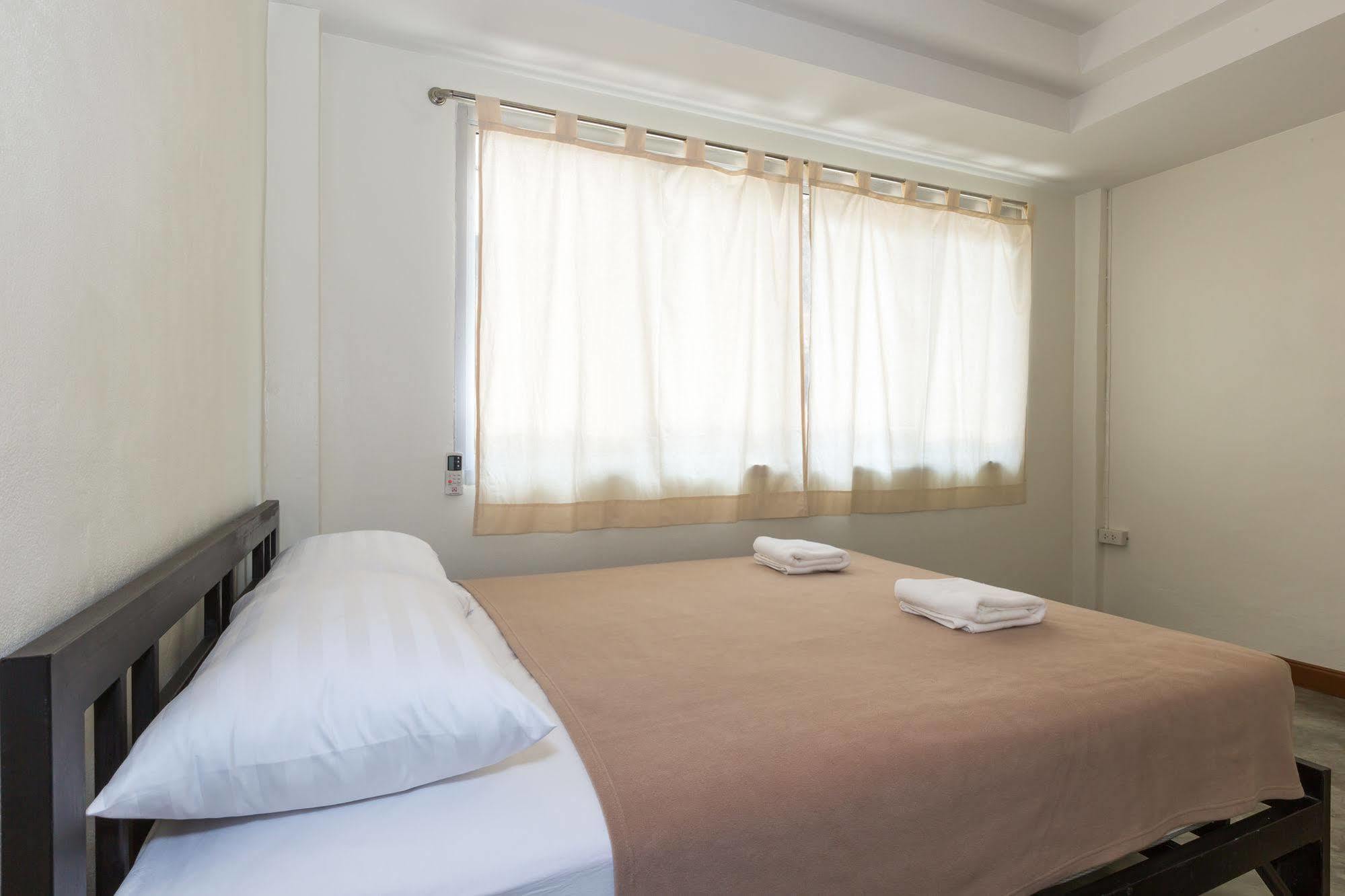 Trica Hostel Bangkok