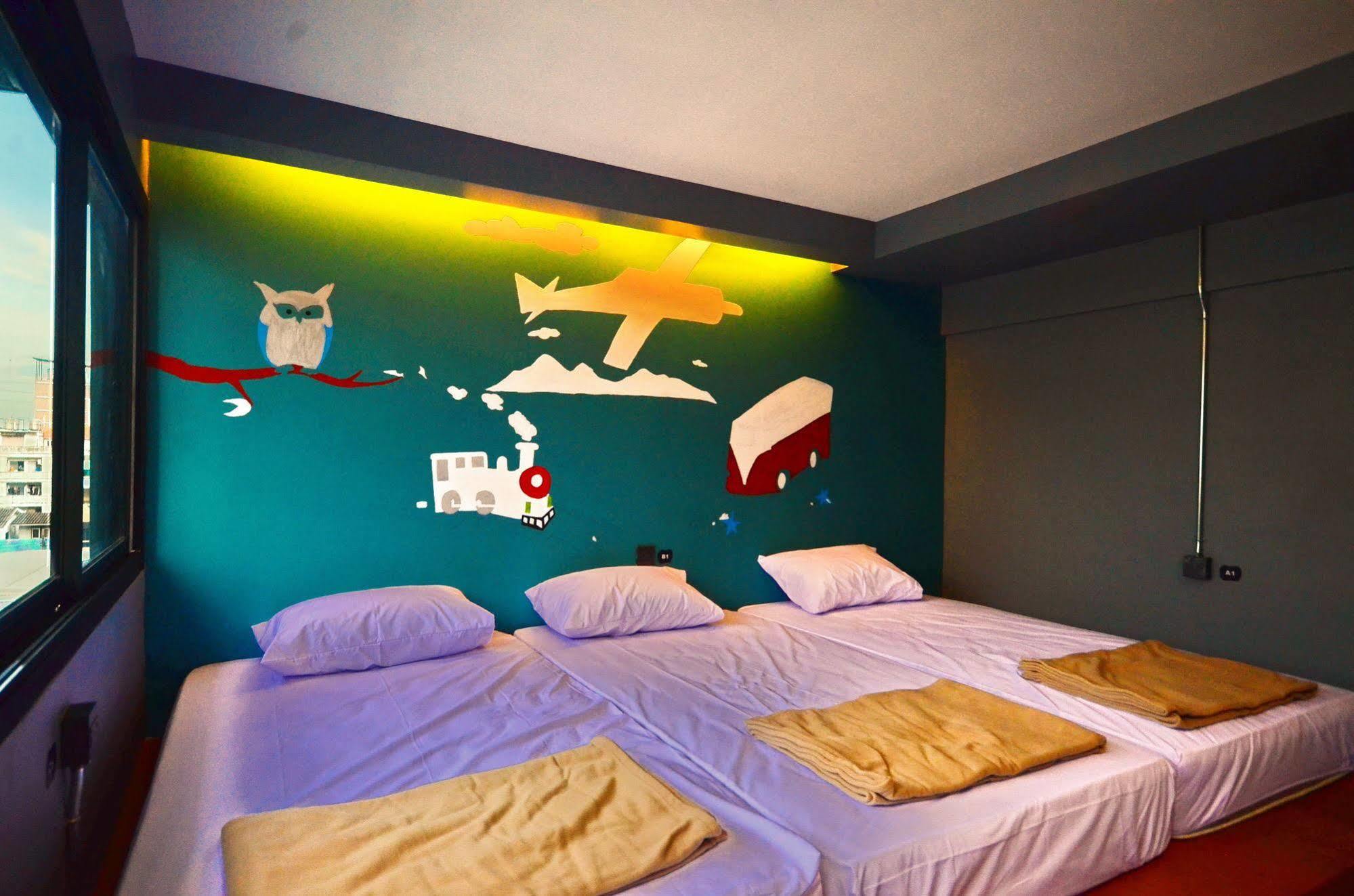 Hotel kapsul Hoot & Ratchada 3*