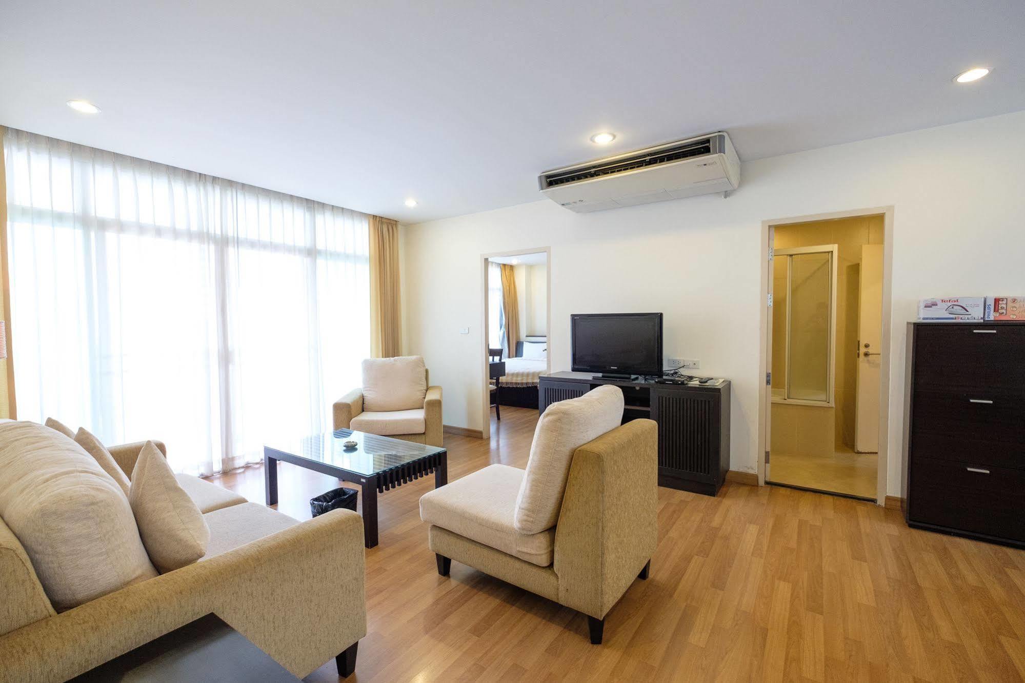 Chadvara Place Appartamento Bangkok