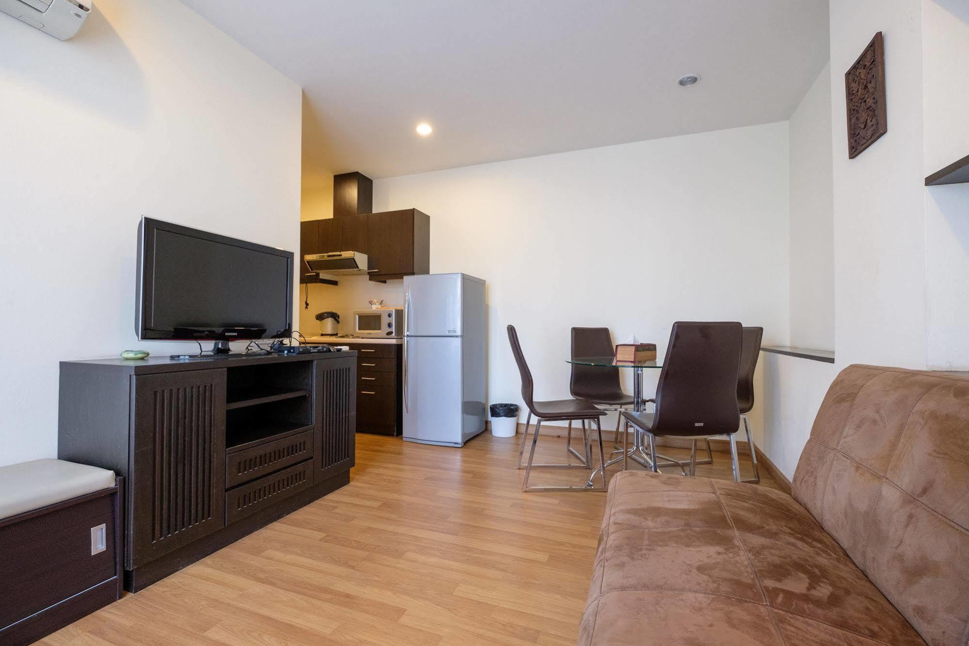 Appartamento Chadvara Place Bangkok