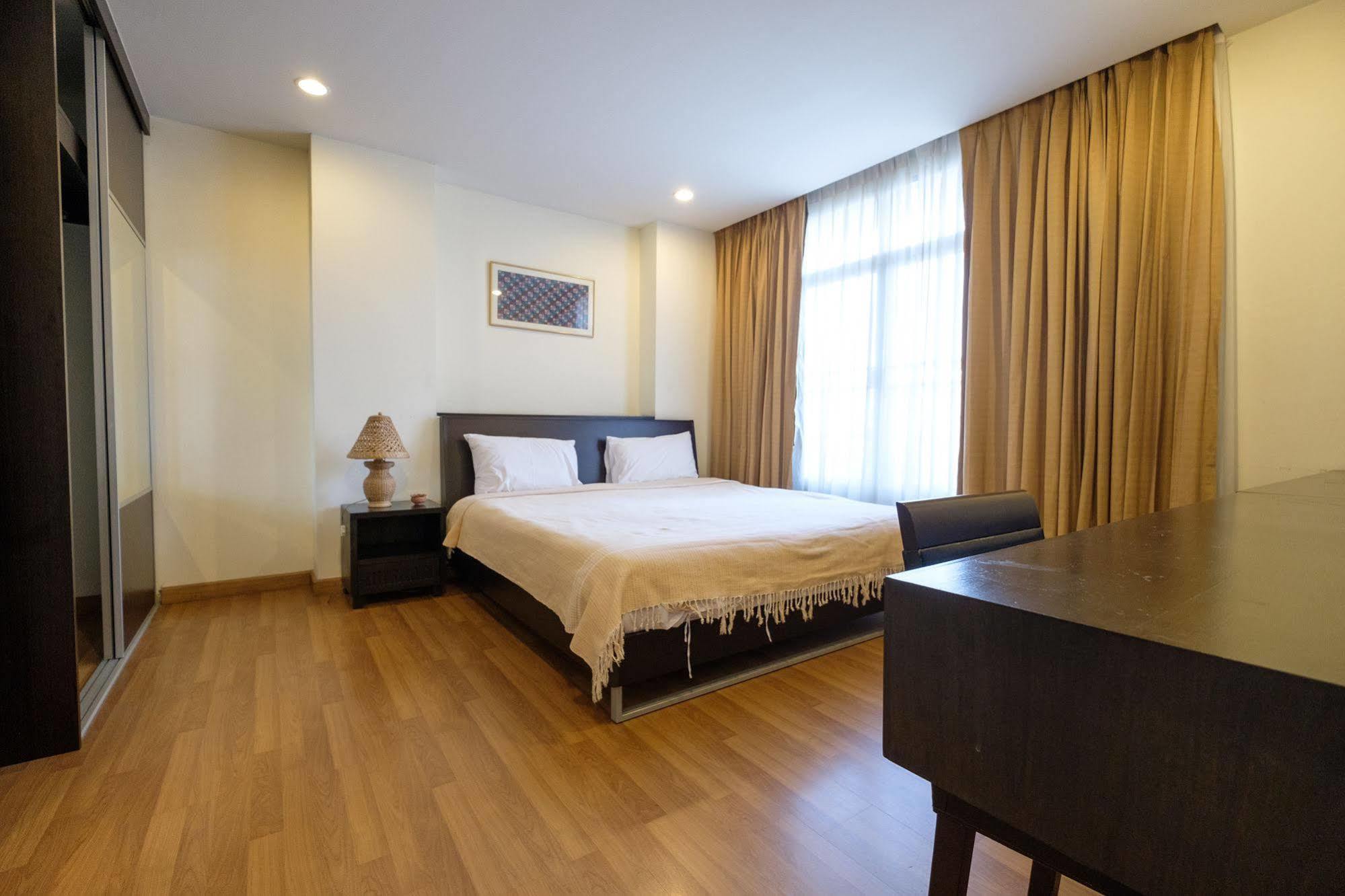 Appartamento Chadvara Place Bangkok