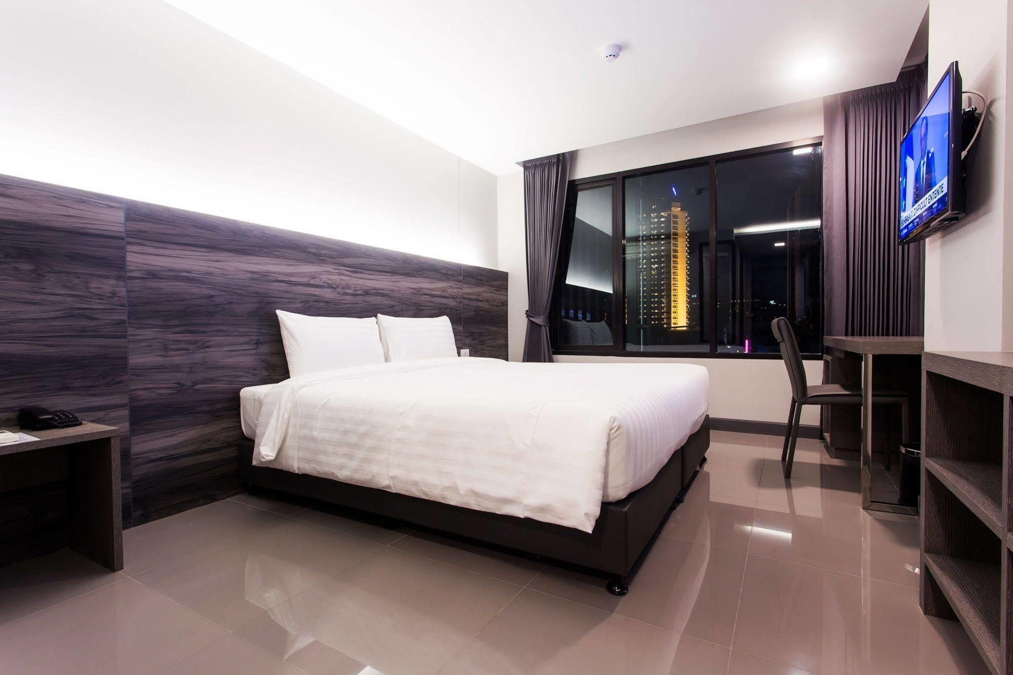 Spenza Hotel Bangkok