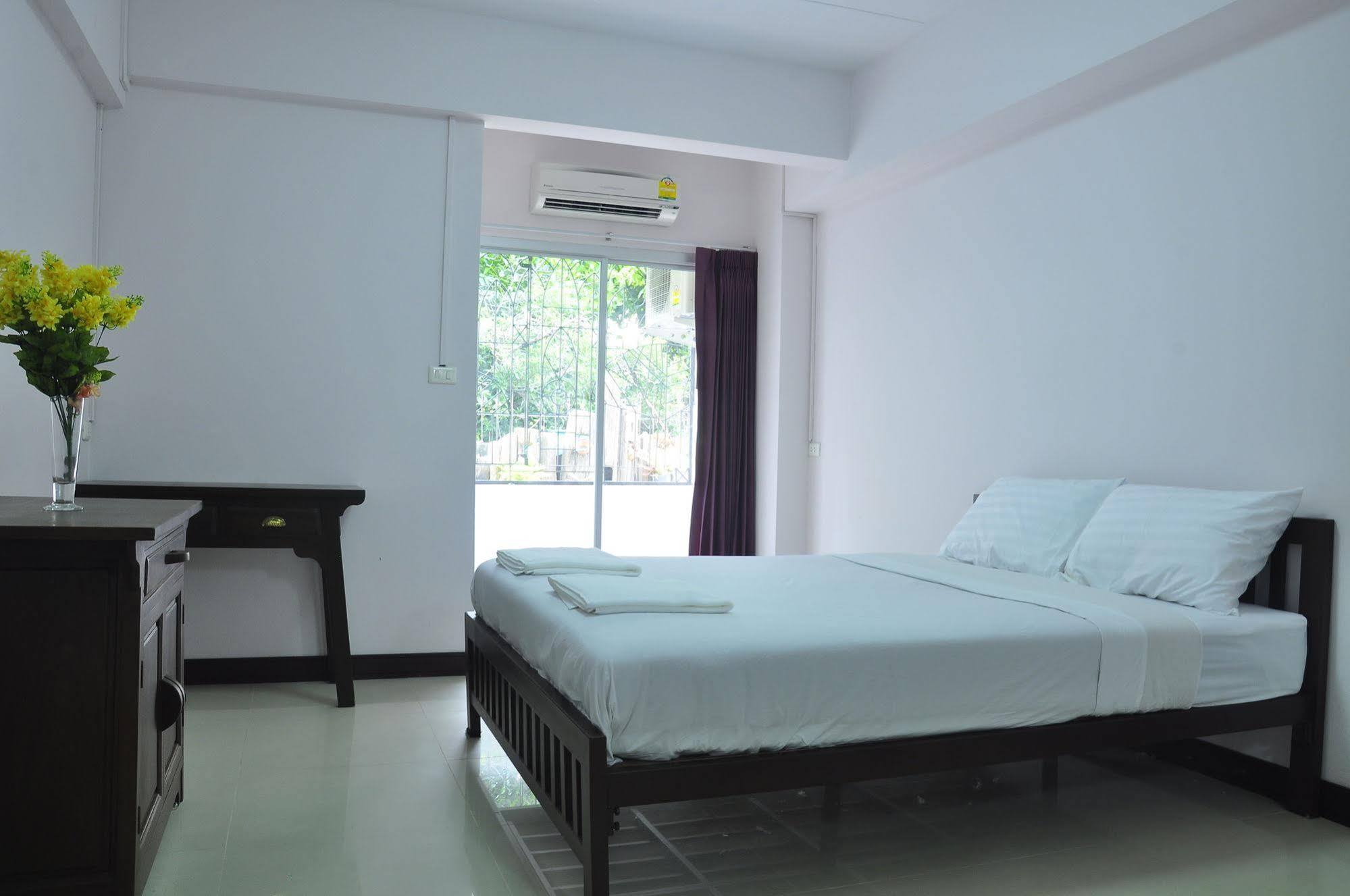 Greenhouse Apartment Bangkok