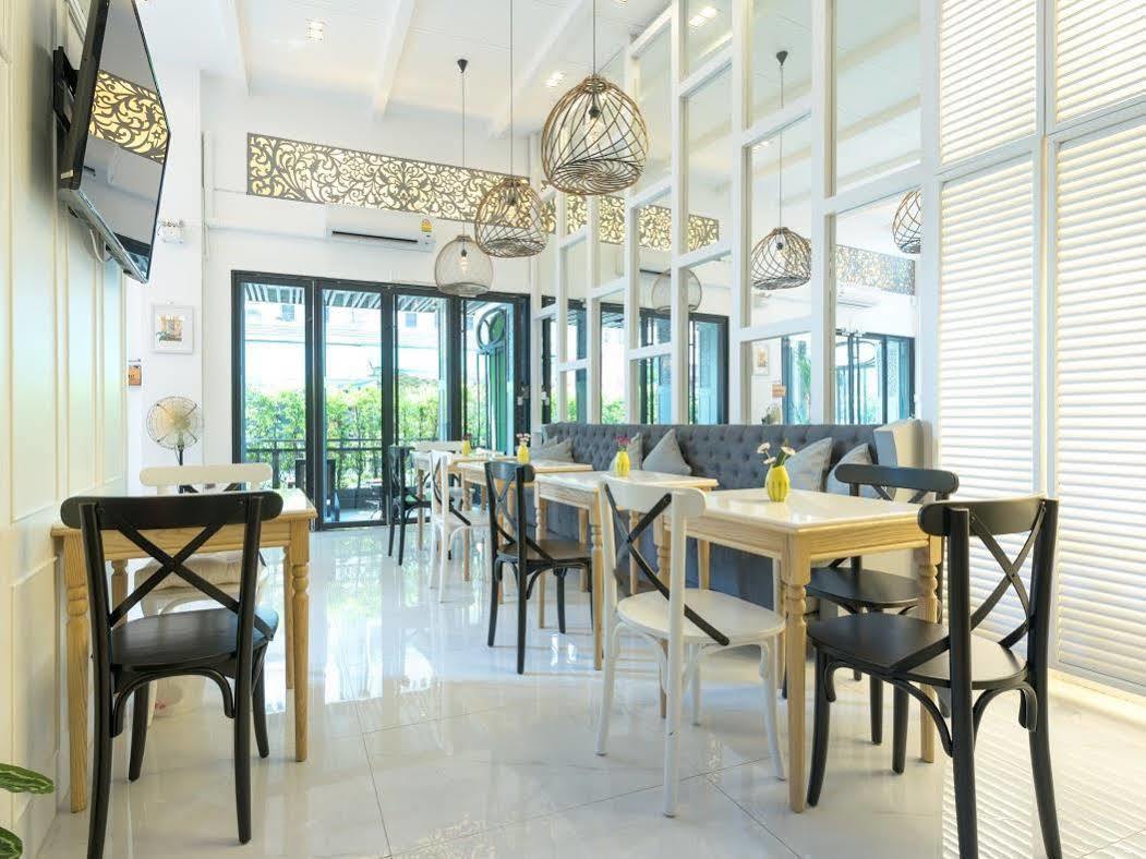 Hotel White Ivory Bangkok