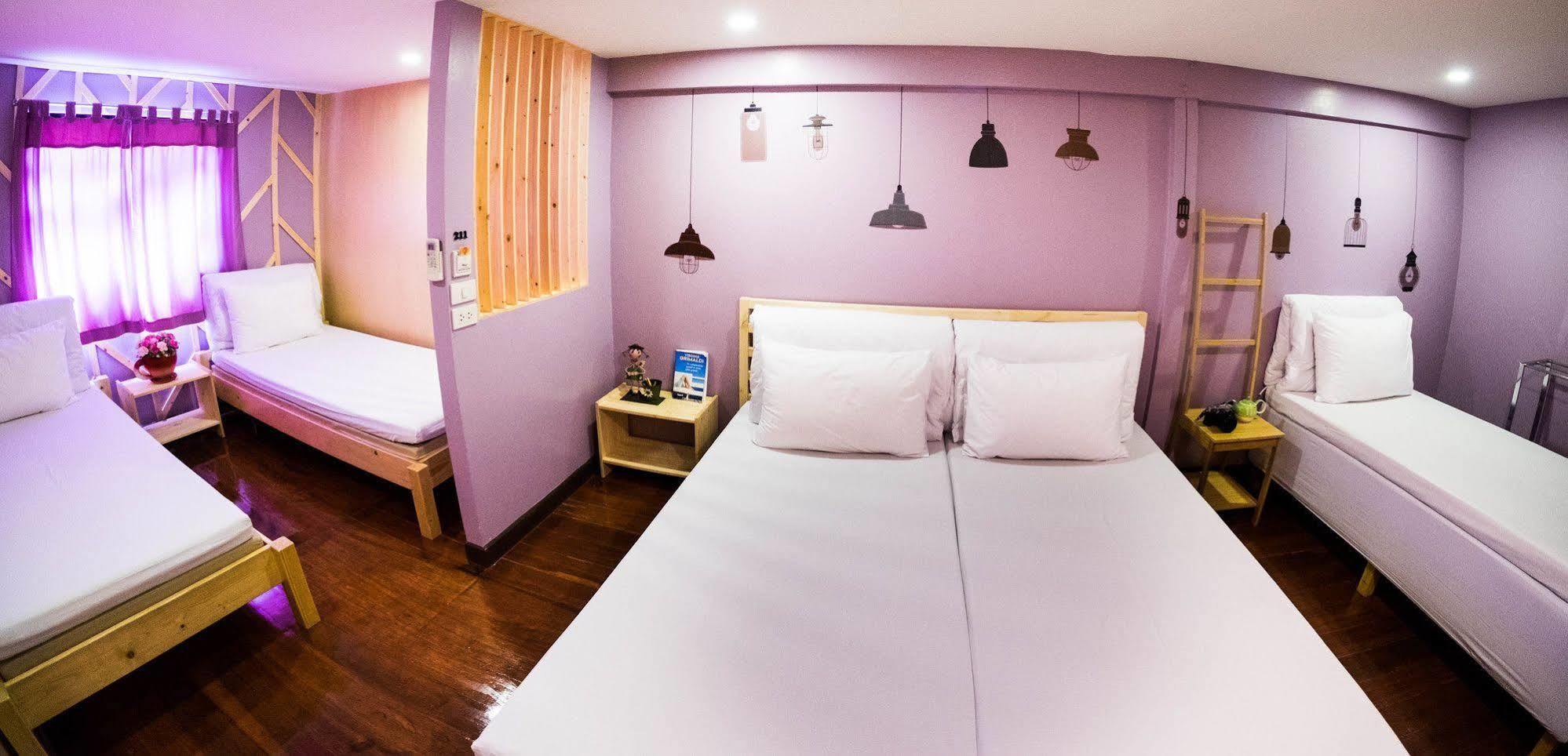 Hostal Check-in My