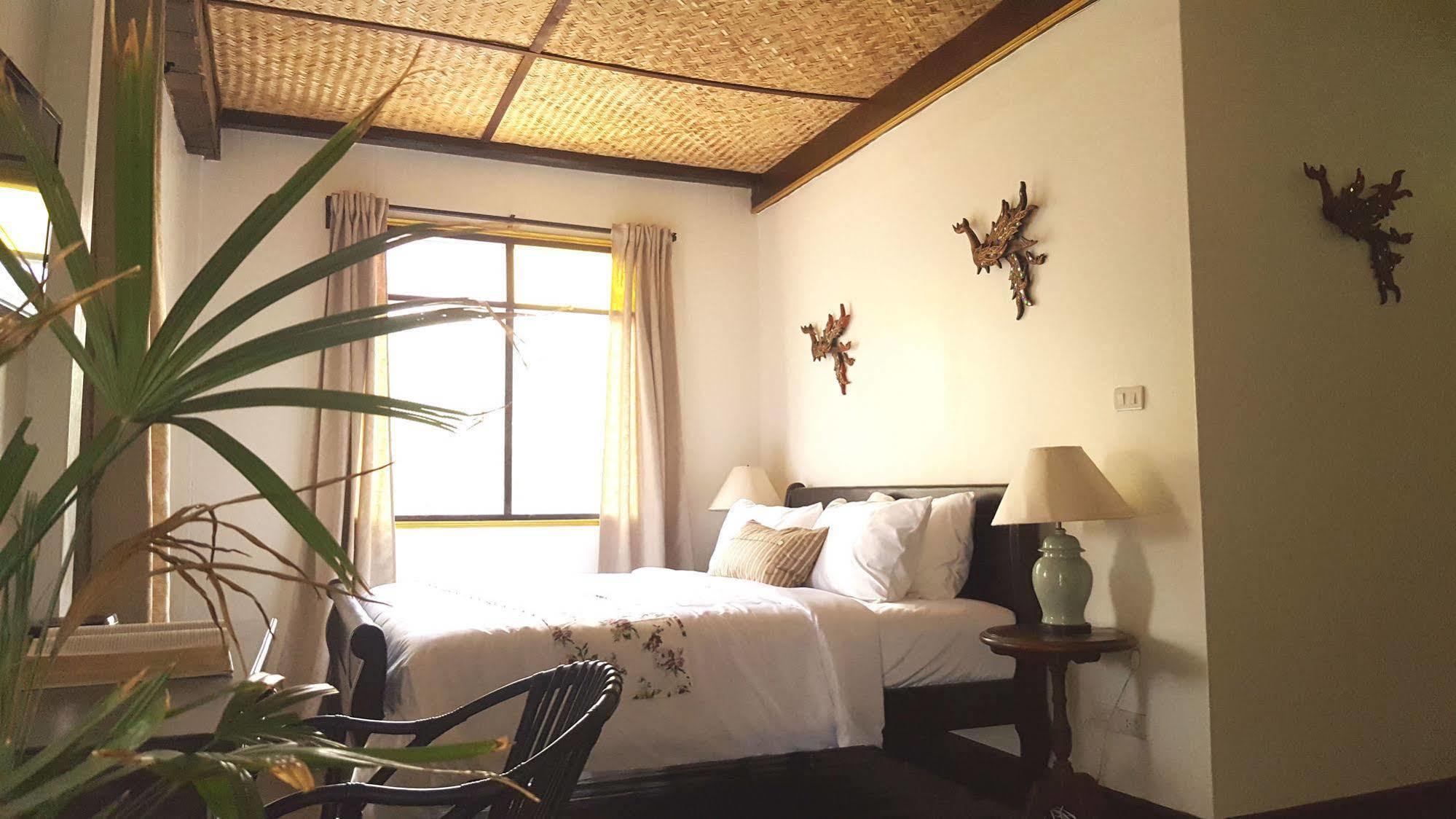 Nhà khách Mungkala Bangkok