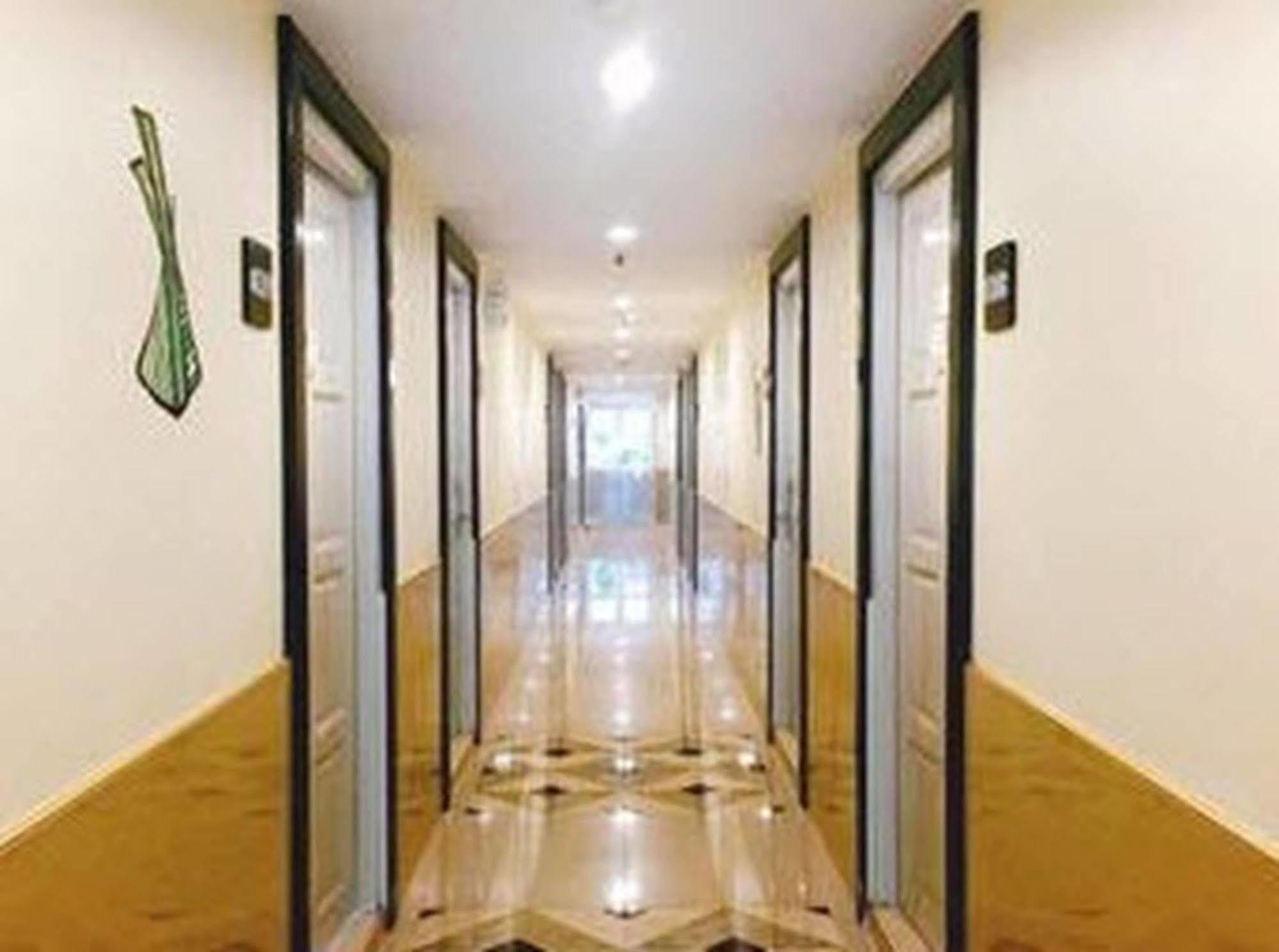 Patra Boutique Hotel 3*