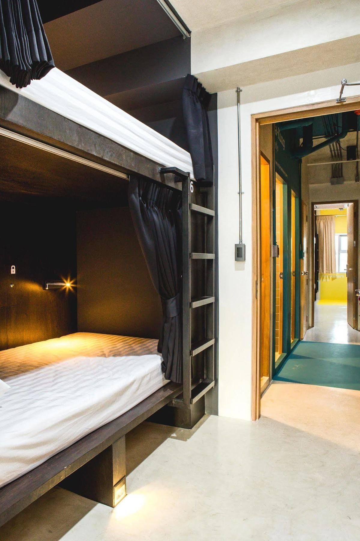Hostel Bob บ็อบโฮสเทล *