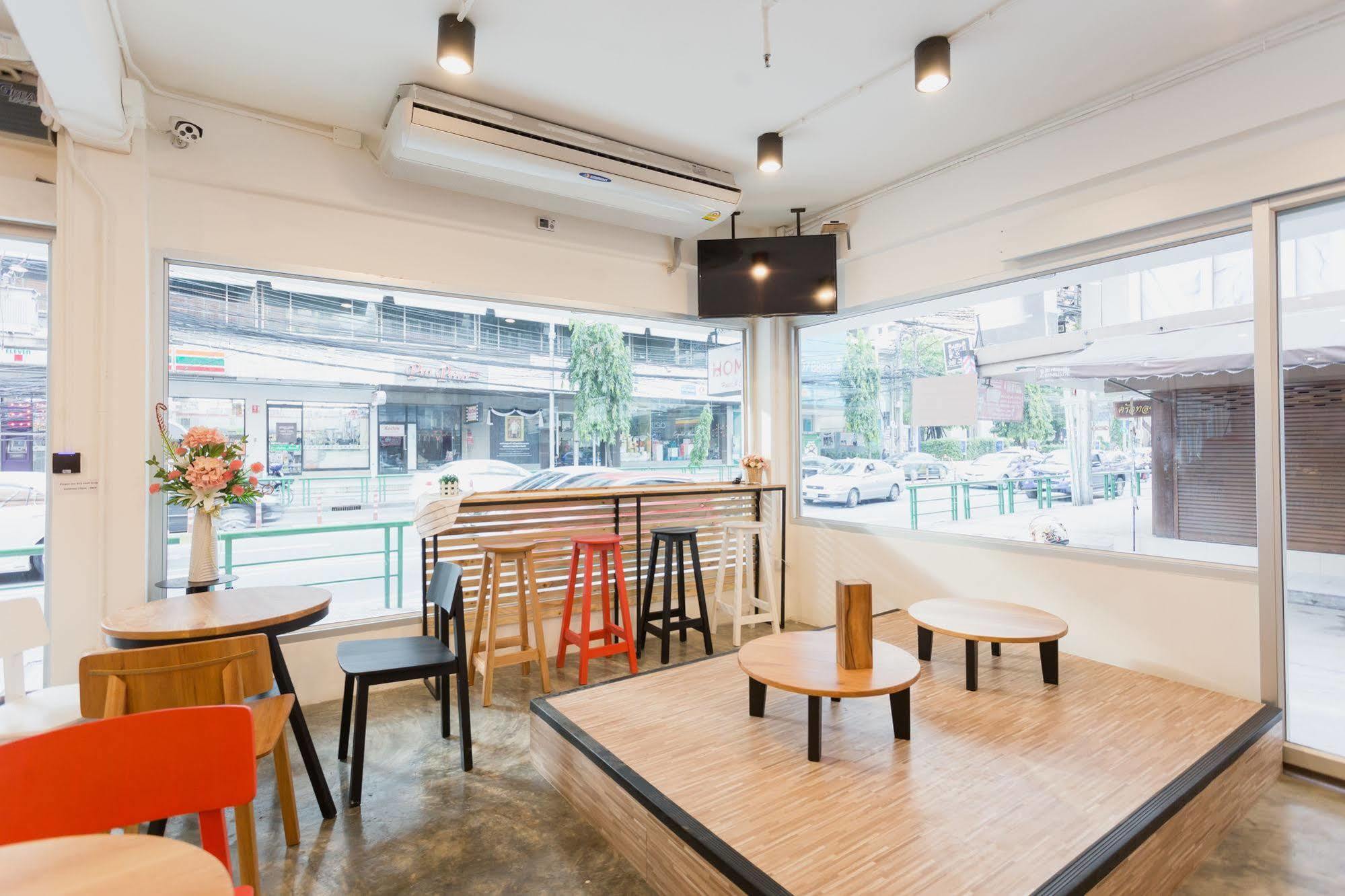 Homie & Cafe 3*