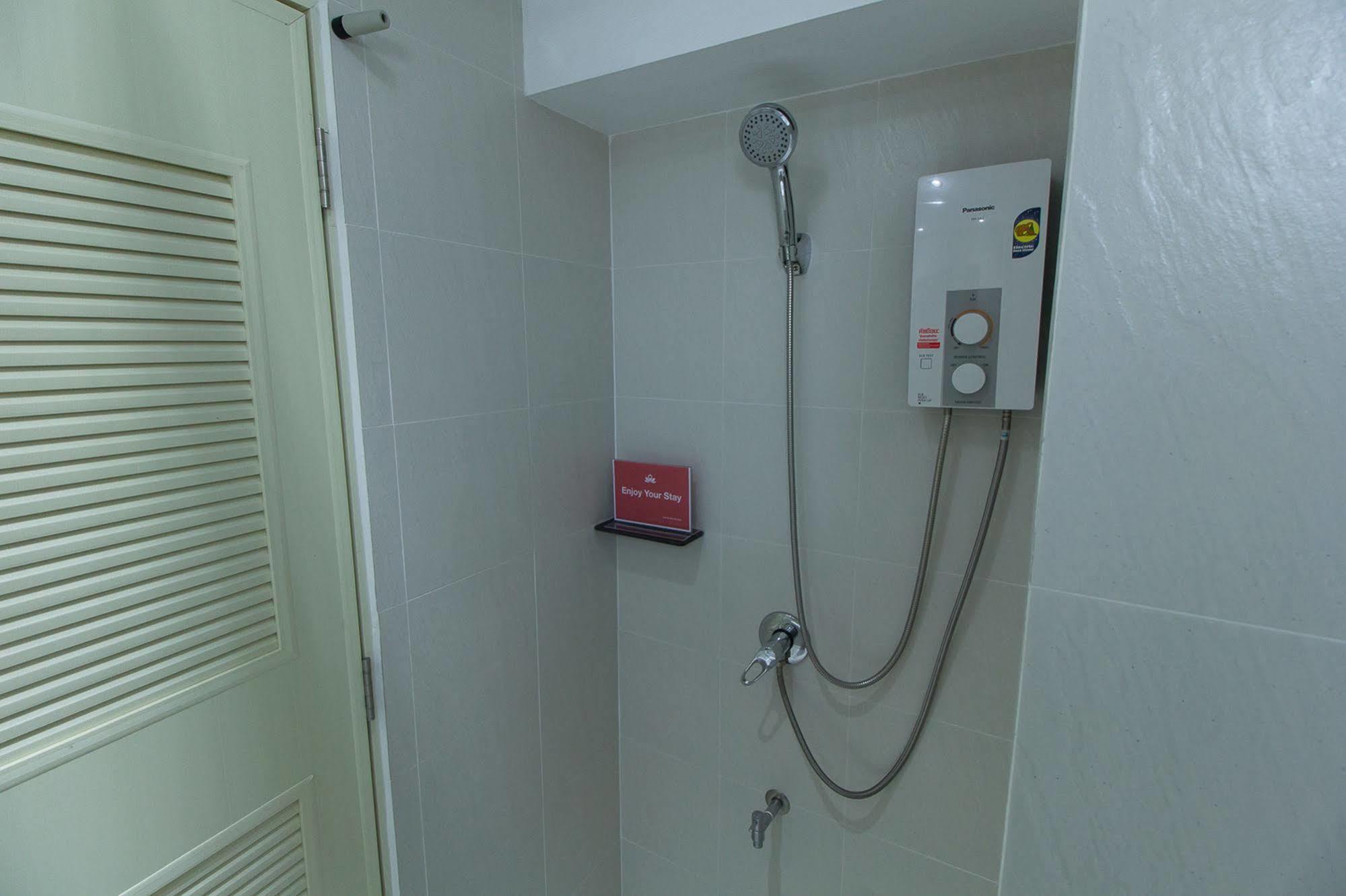 Zen Yaowarat Soi 7 Hotel 3*