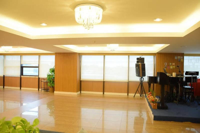 Hotel Bay Srinakarin Bangkok