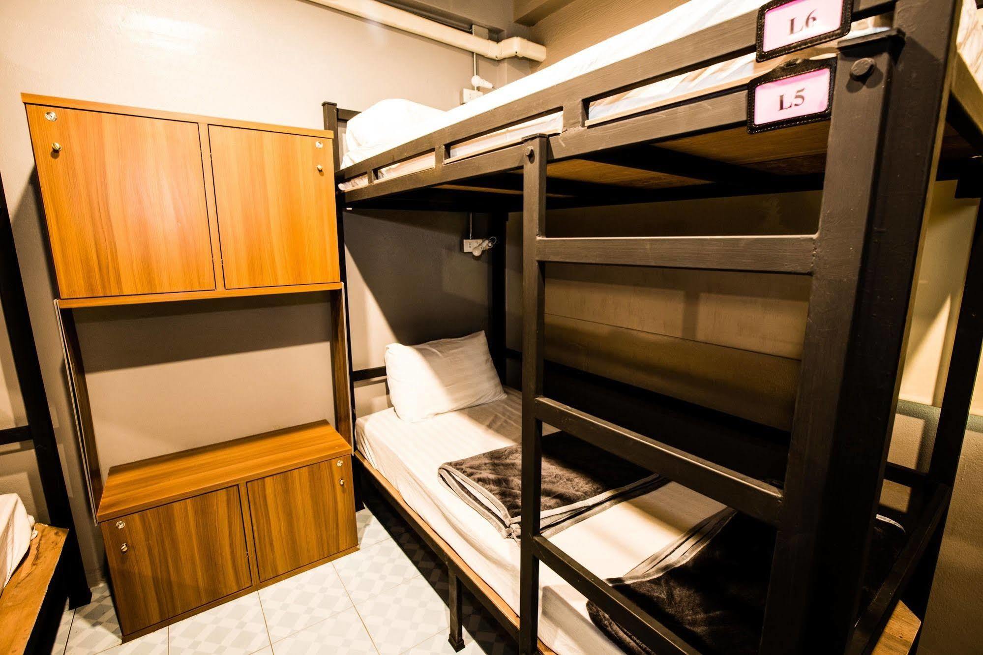 Hits Hostel Bangkok
