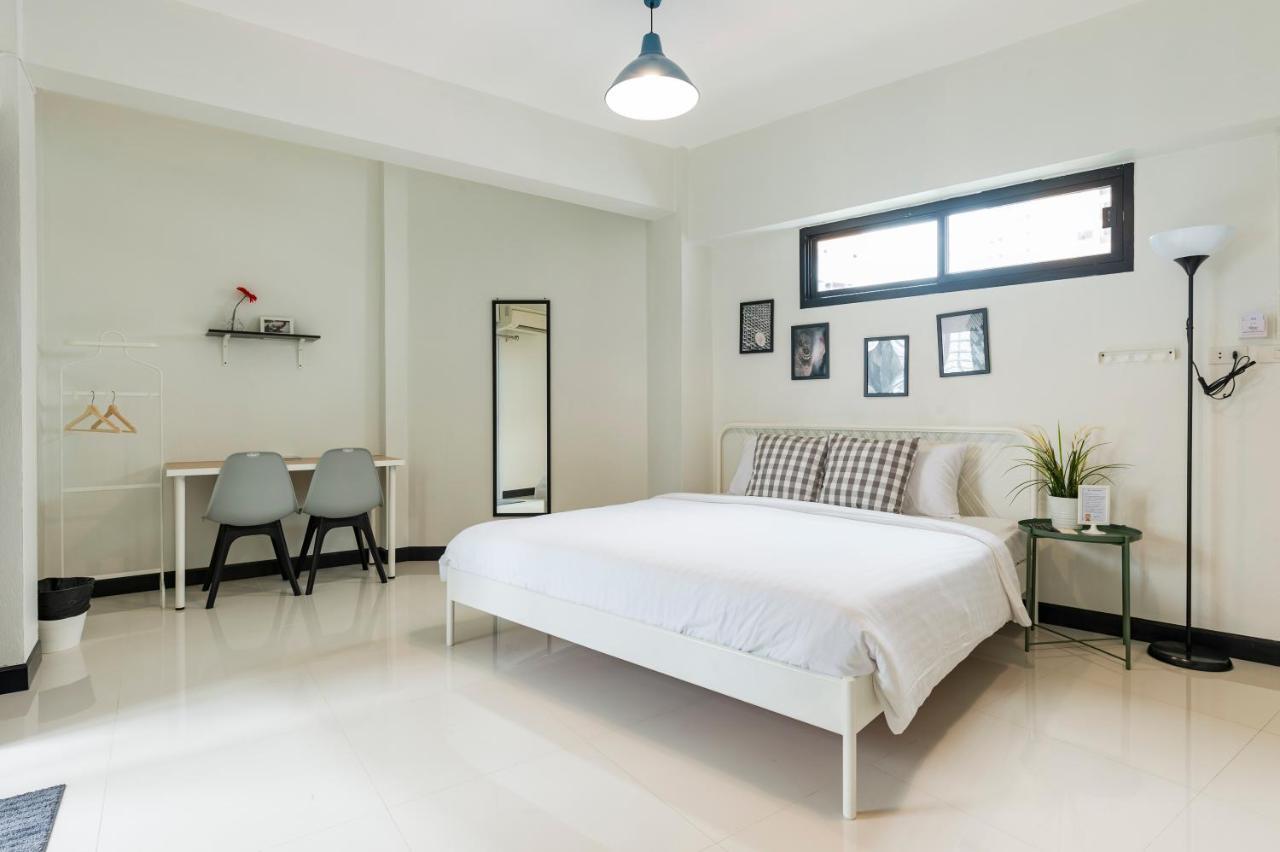 Hostel T @ Rama4 Bangkok