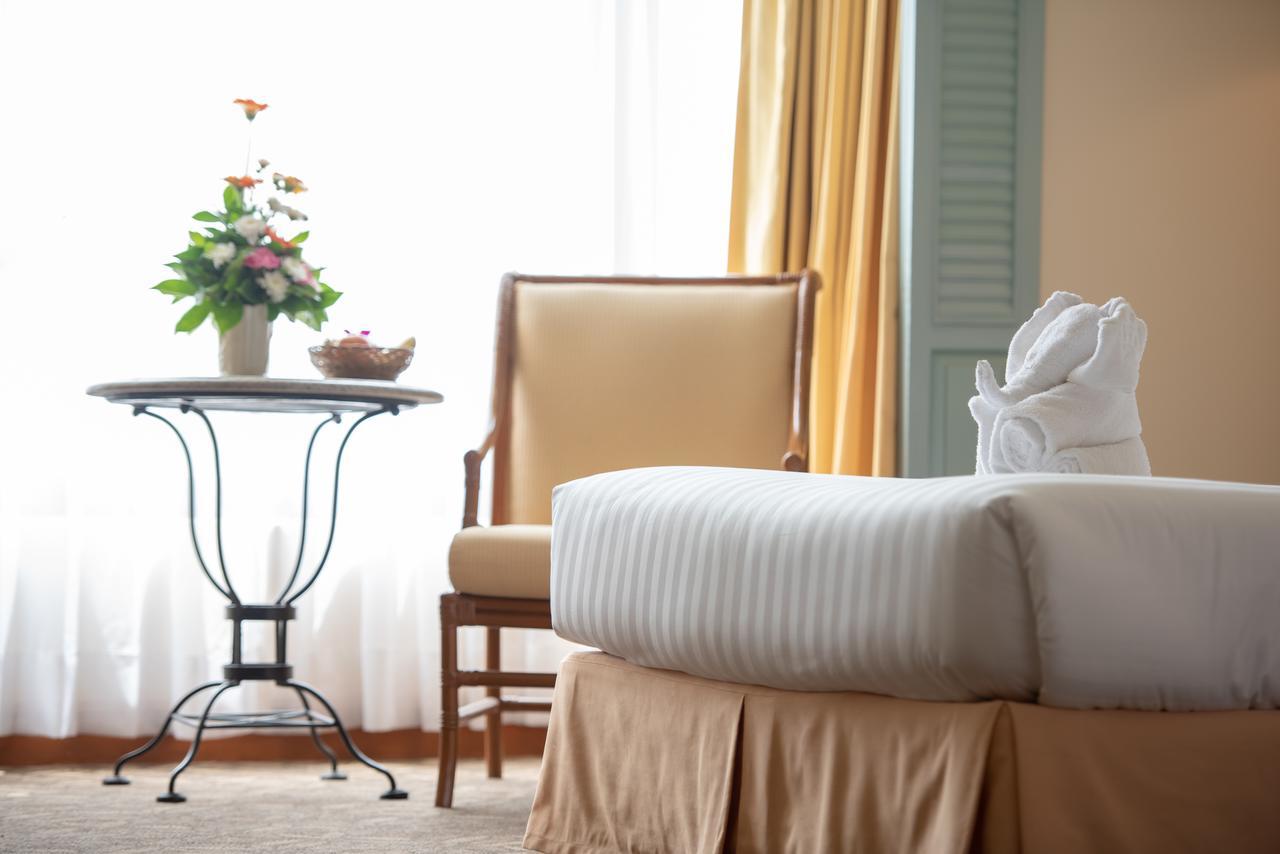 Montien Riverside Khách sạn 5*