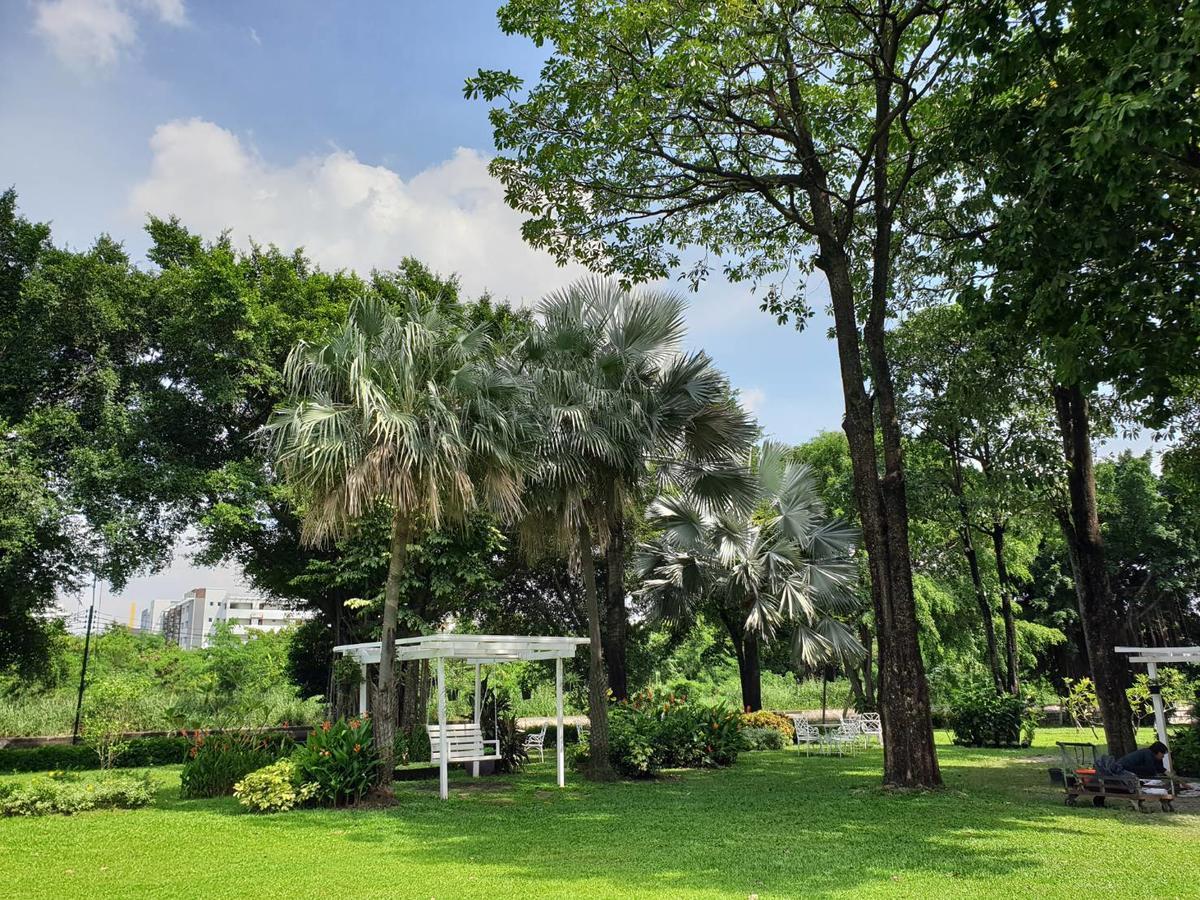 Montien Riverside Khách sạn