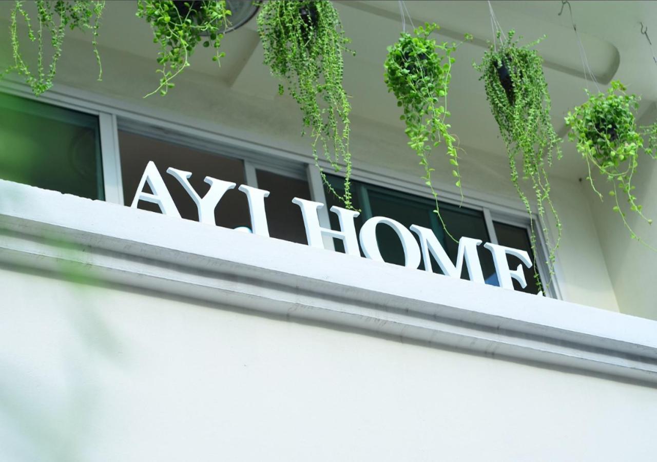 Ayi * Bangkok
