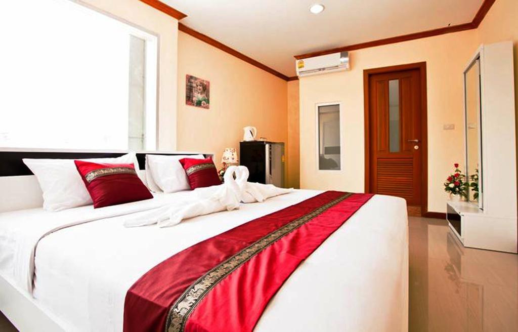 Metro Pratunam Hotel 3*