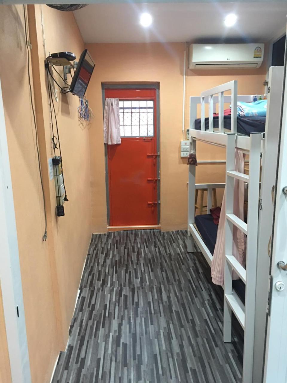 Ama Hostel Bangkok