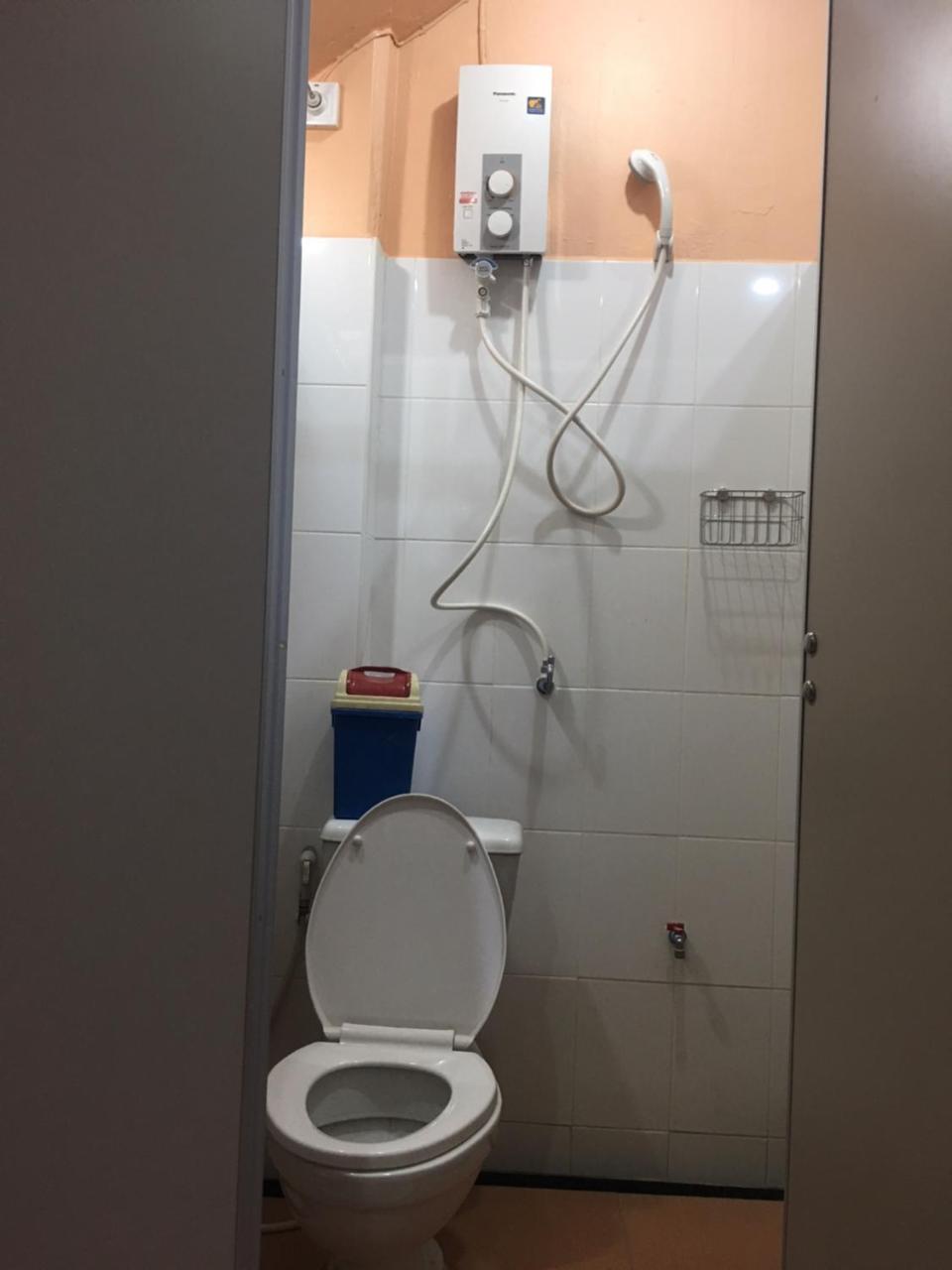 Ama Hostel *