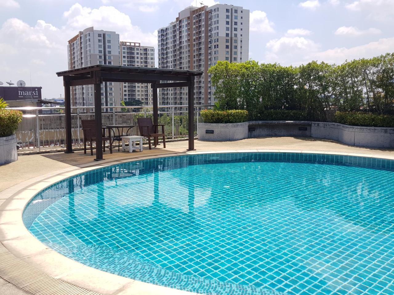 Olive & Sukhumvit 101 Aparthotel