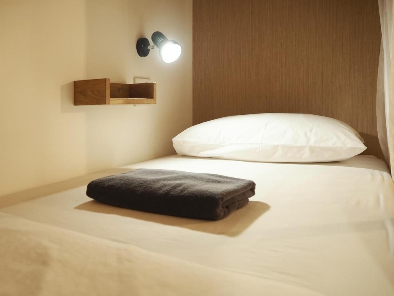 Monomer Hostel *