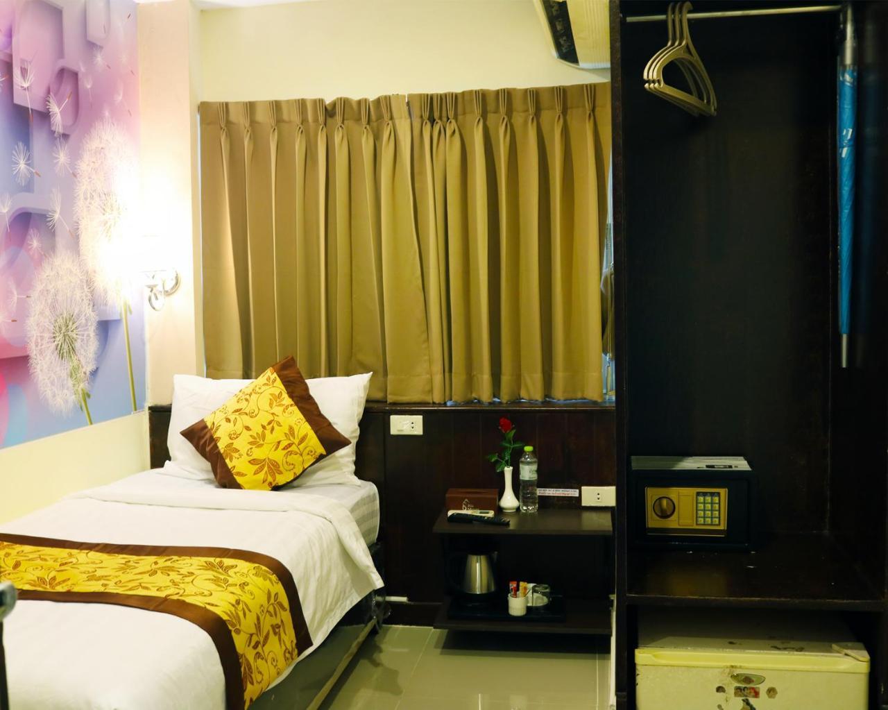 Hotel House
