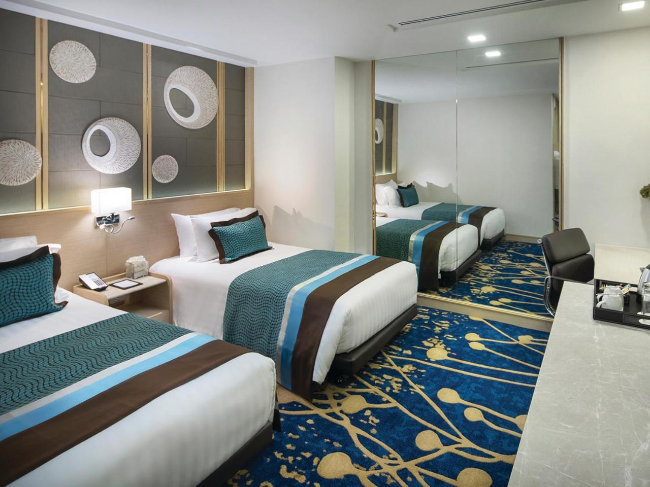 Hotel Solitaire Sukhumvit 11 - Sha Extra