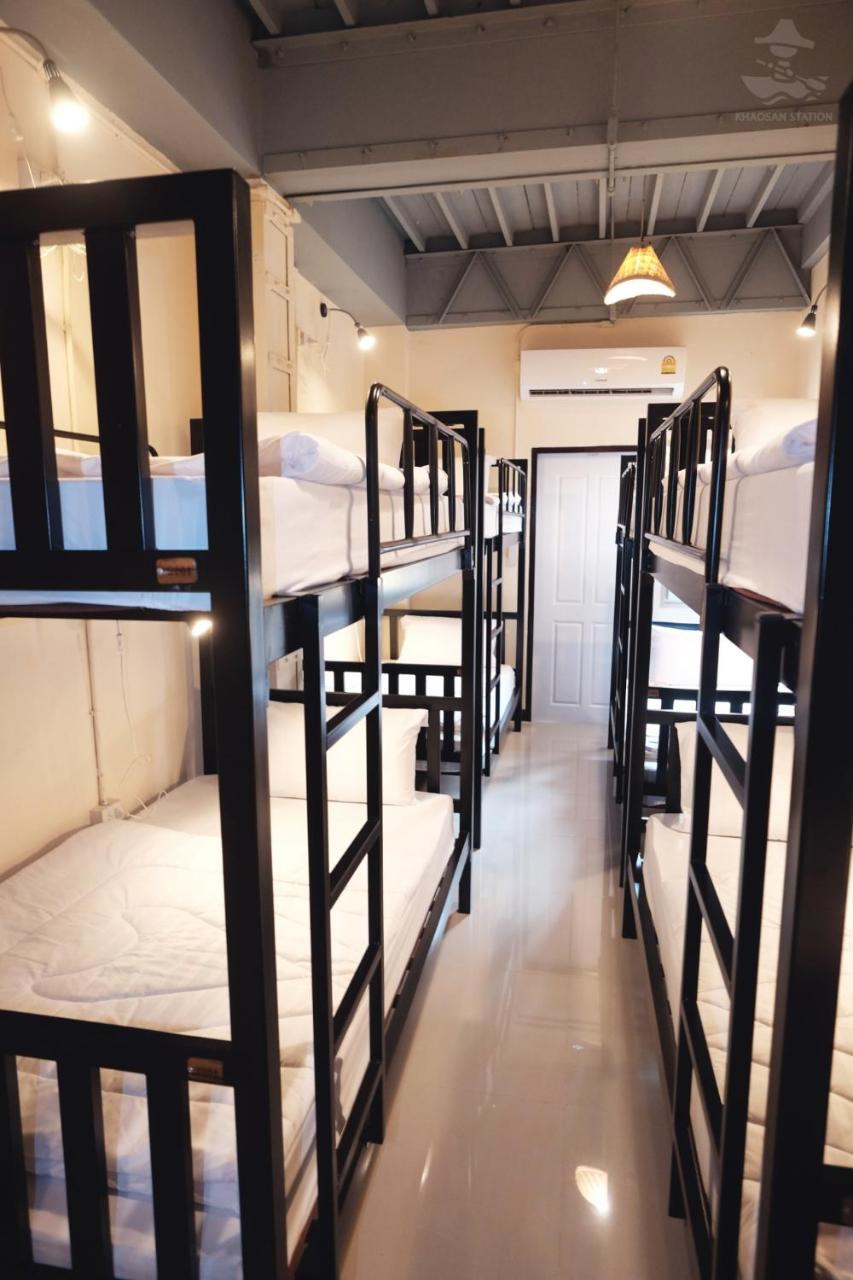 Hostal Khaosan Station (adults Only) *