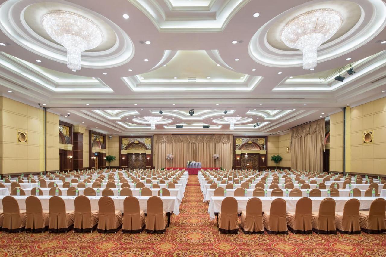Hotel Palace
