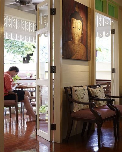 Baan Dinso Hostal Bangkok
