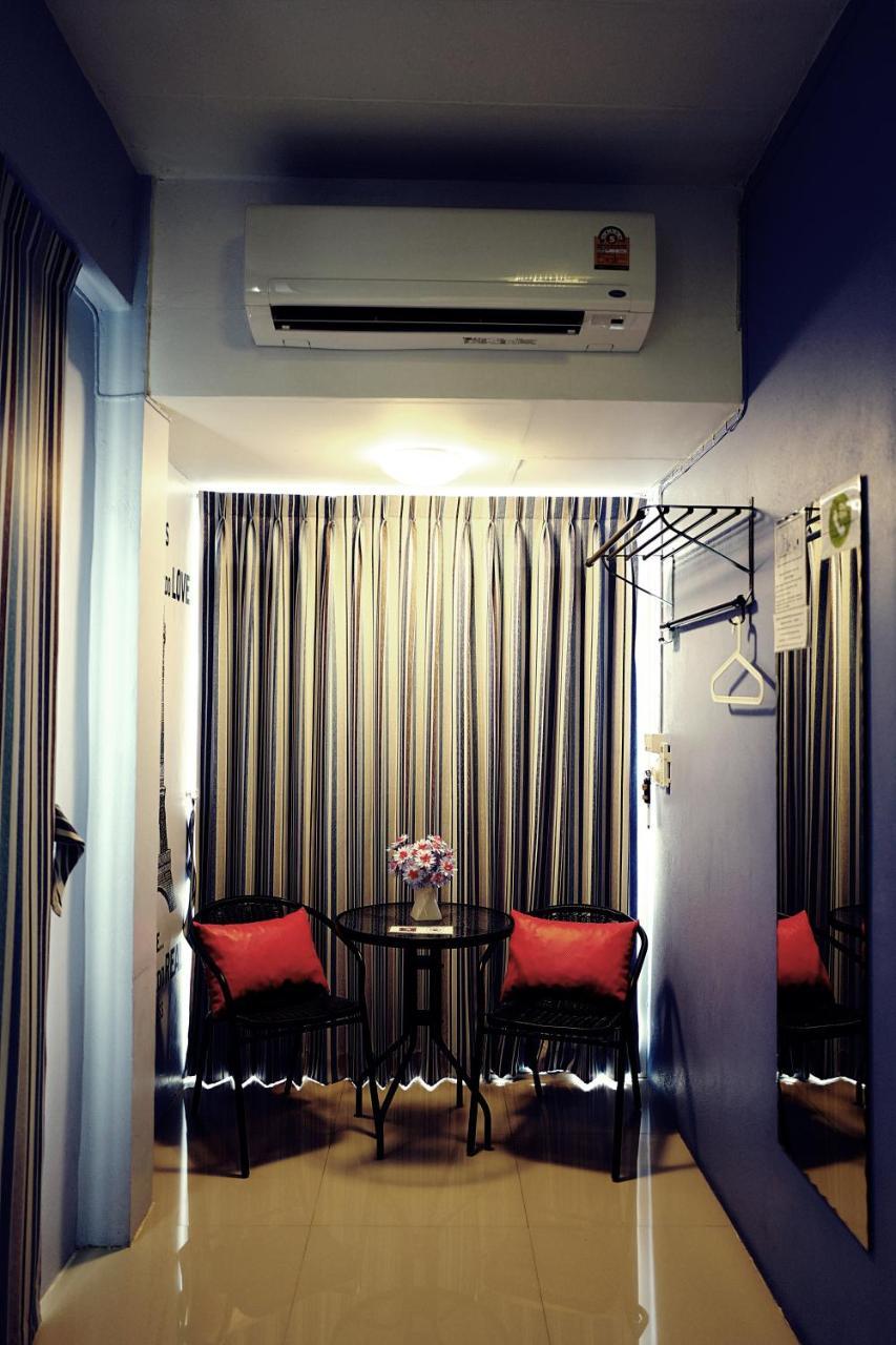 Motel Baan Phaholyothin 52