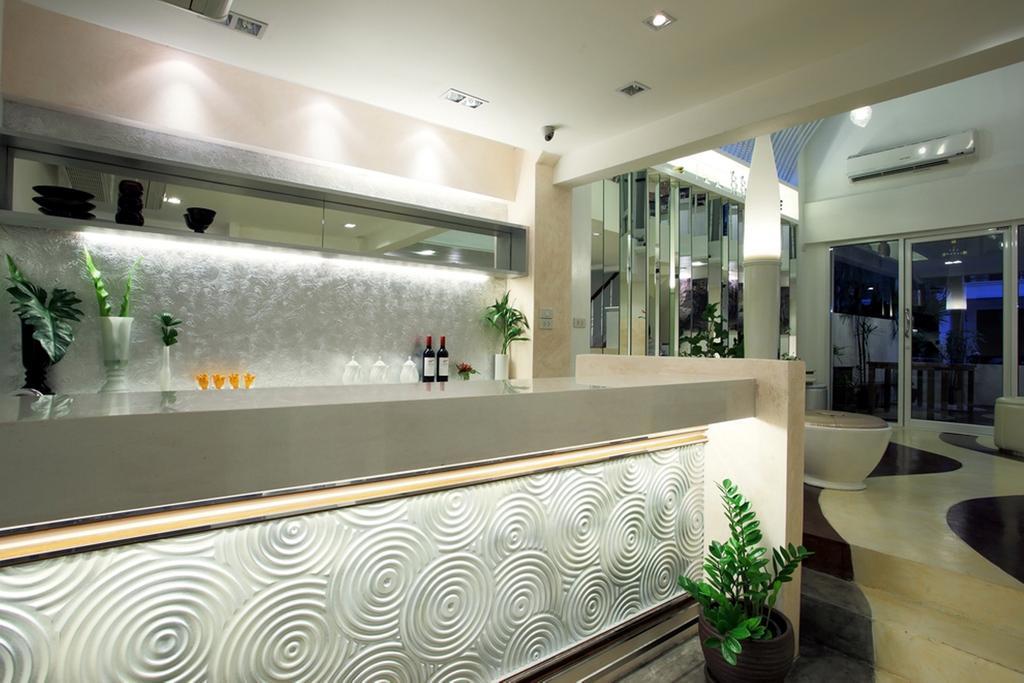 Apartment Wow