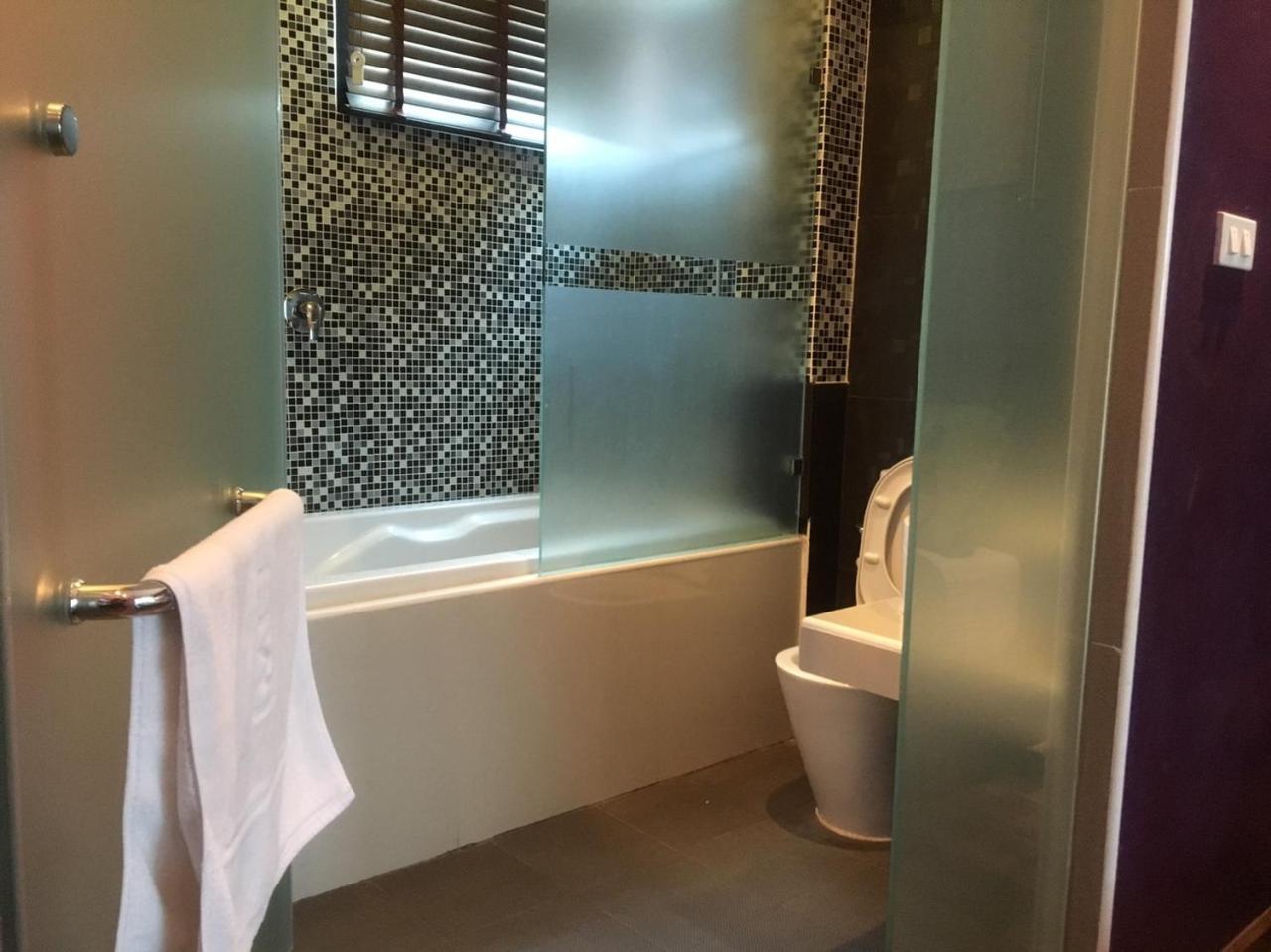 Bed & Breakfast Third Rock 3*