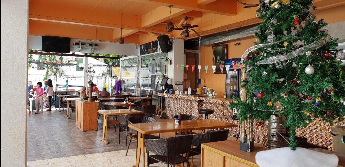 Mango Lagoon Place Hotel 3*