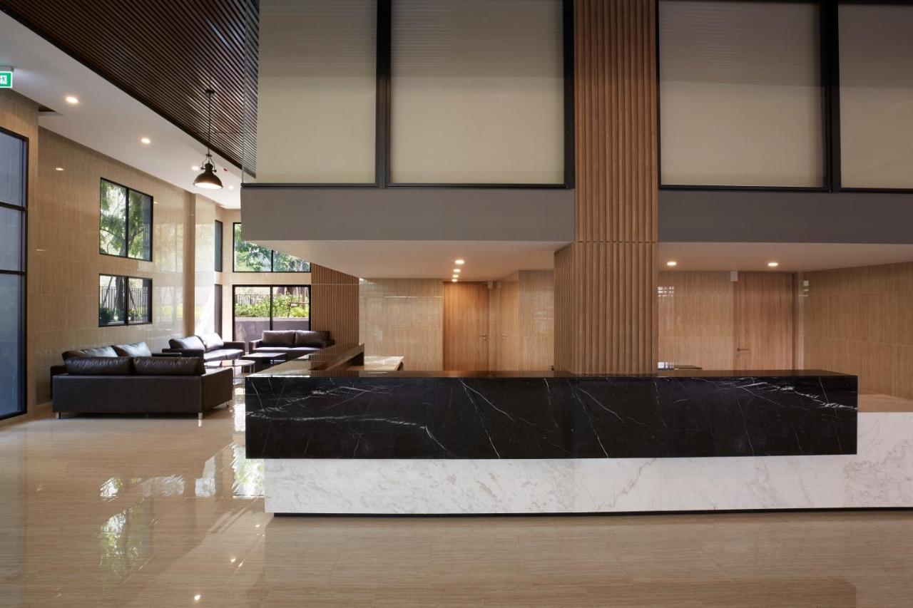 Floral - Blossom Sathorn Hospitality 5*