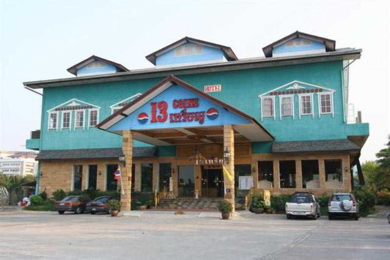 Hotel 13 Coins Airport Min Buri
