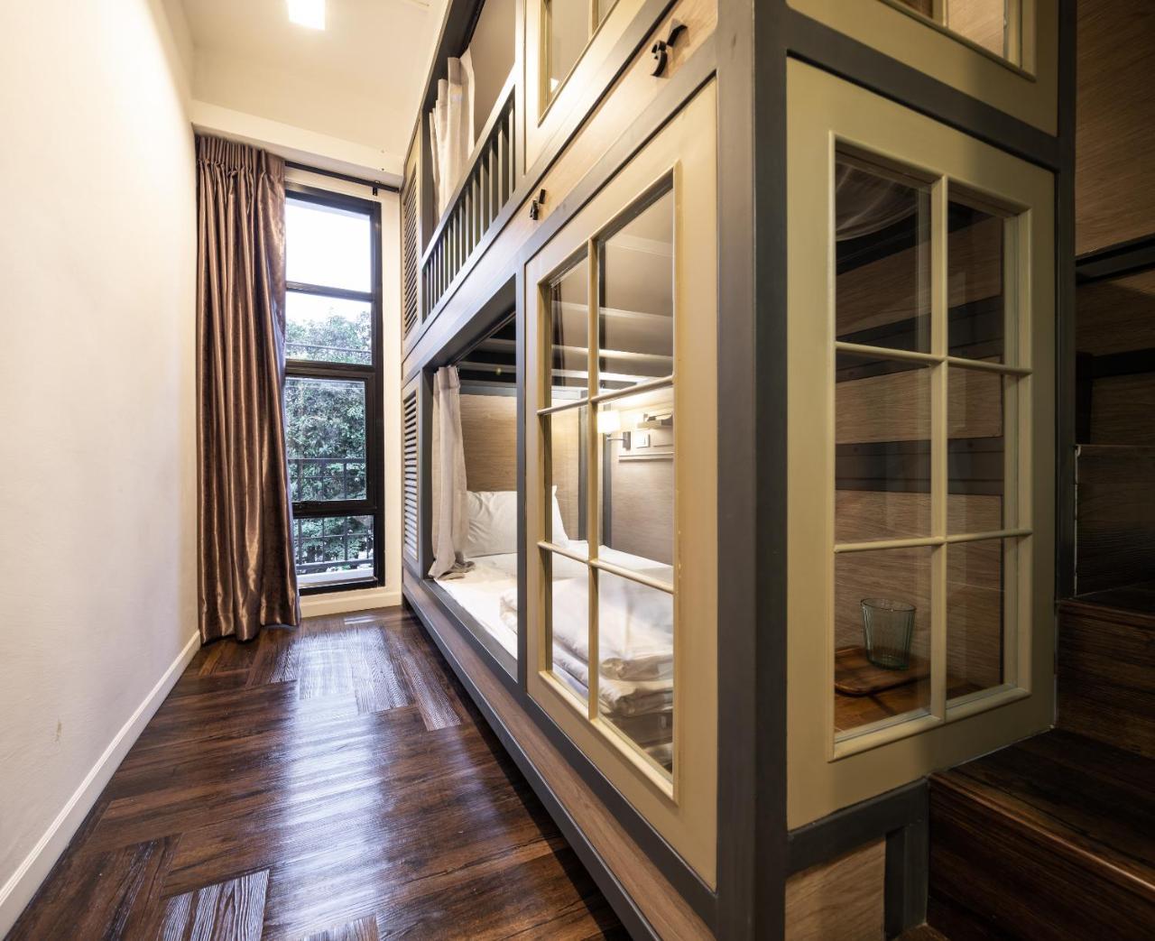 Warm Window Silom Auberge de jeunesse *