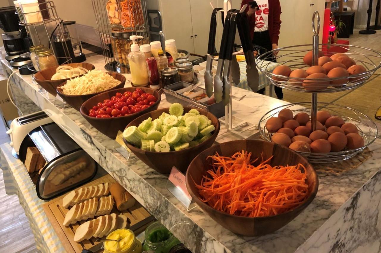 Kinnon Deluxe Coworking Cafe * Banguecoque