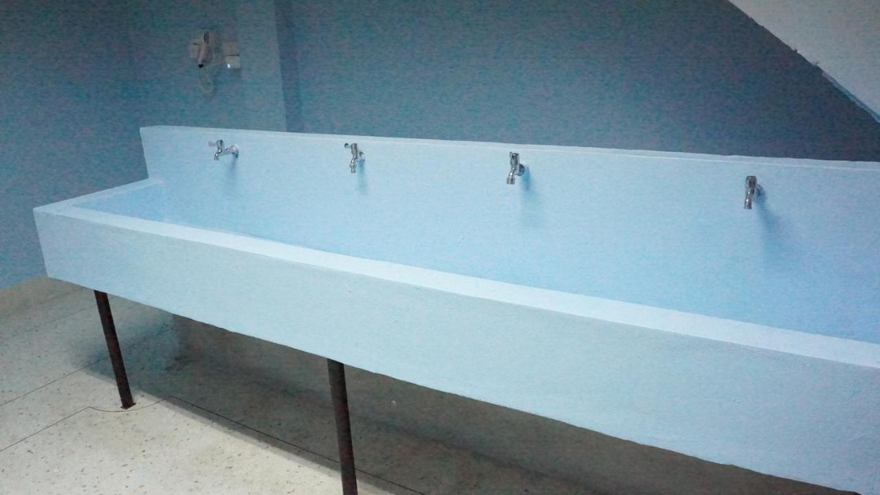 Hostel Blue House *