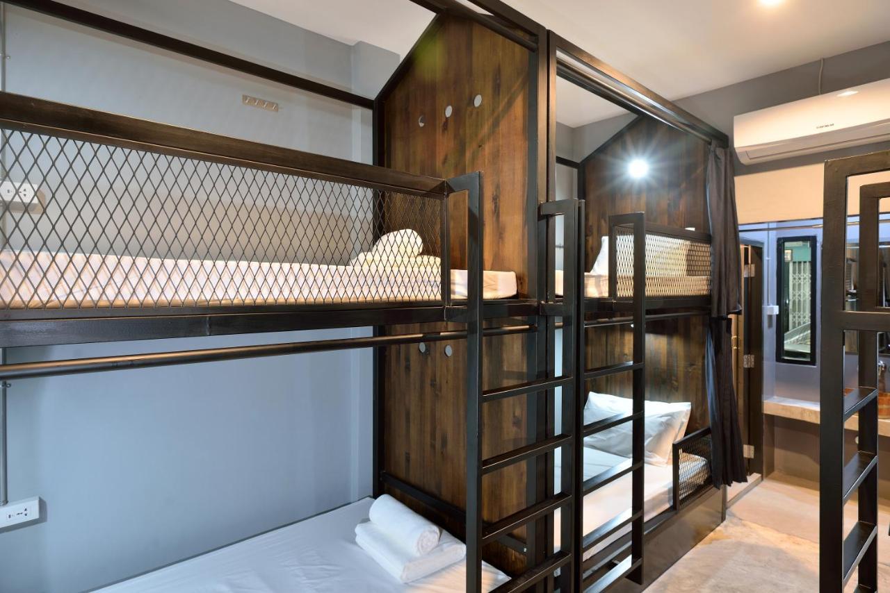Castle Black Hostel Bangkok