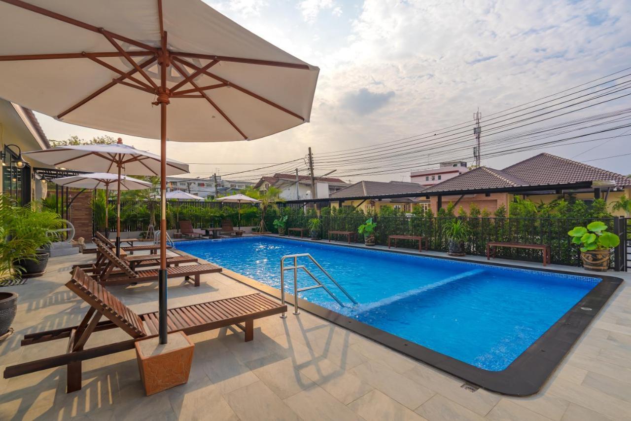 Suphan Hometel 3* Bangkok