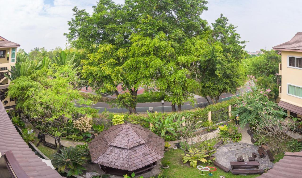 Suphan Hometel Hotel 3*