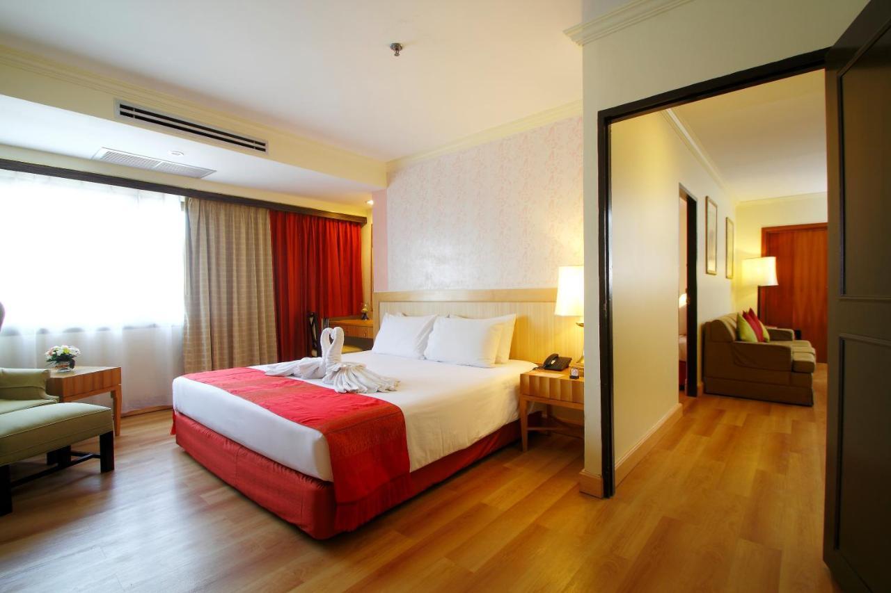 Khách sạn Princeton 4*