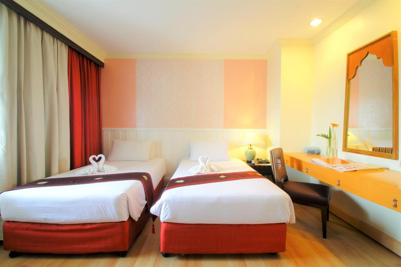 Khách sạn Princeton 4*
