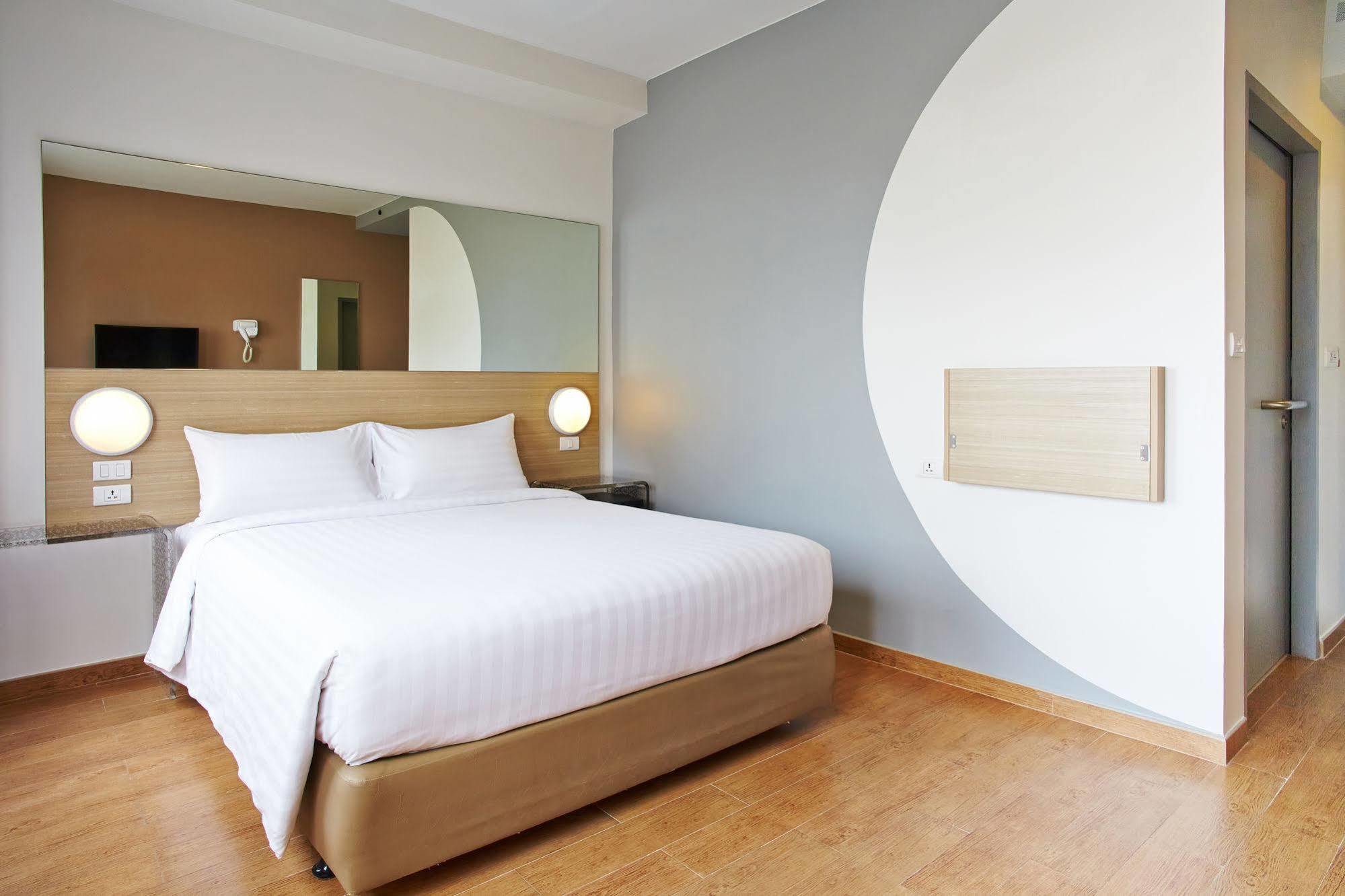 Hotel Red Planet Asoke - Sha Extra