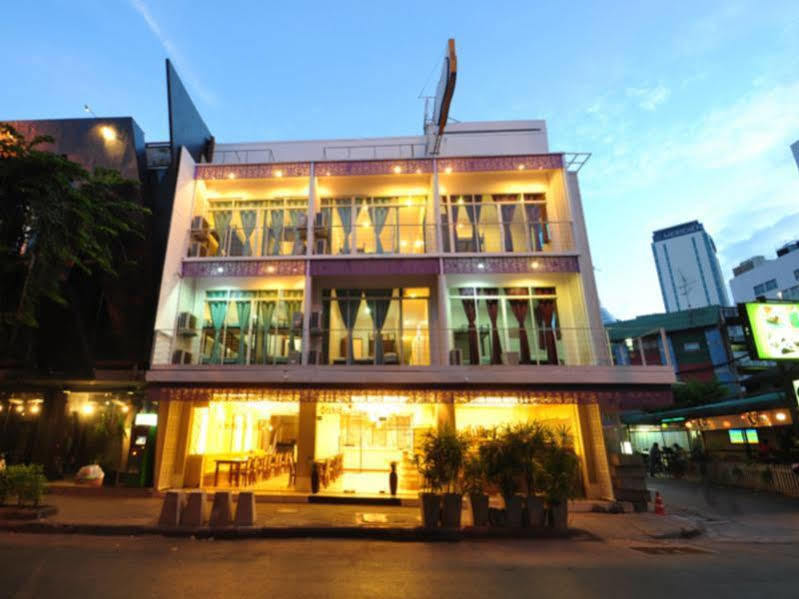 Orchid Asrama Bangkok