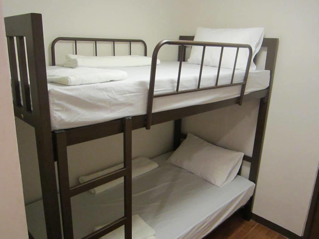 Stay Hostel Hostal *