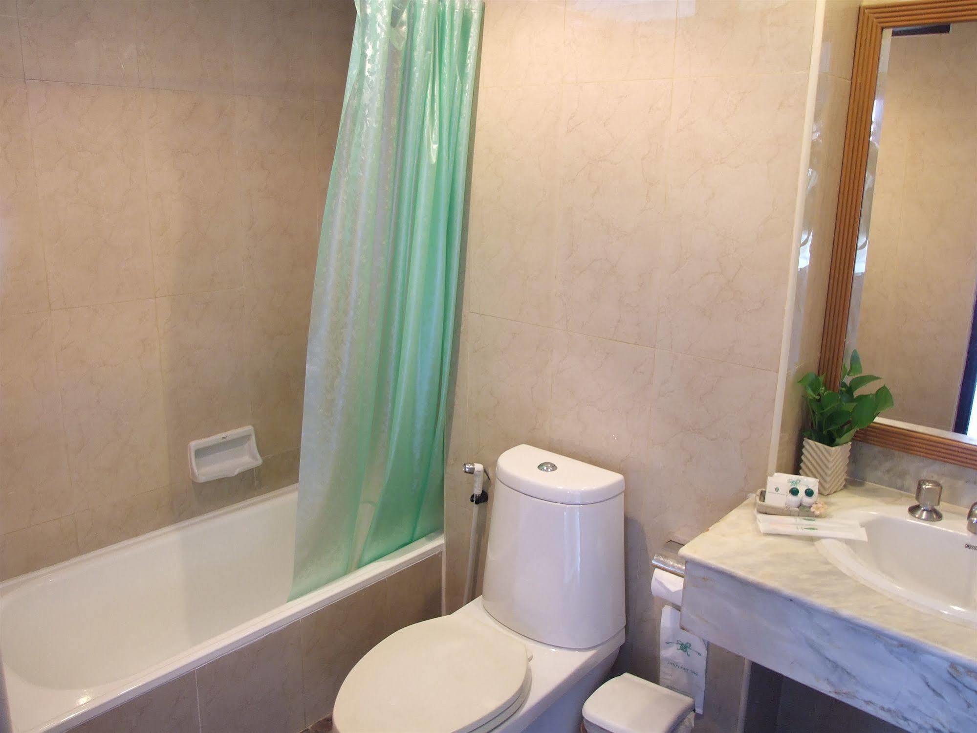 Ratchada Hotel Bangkok
