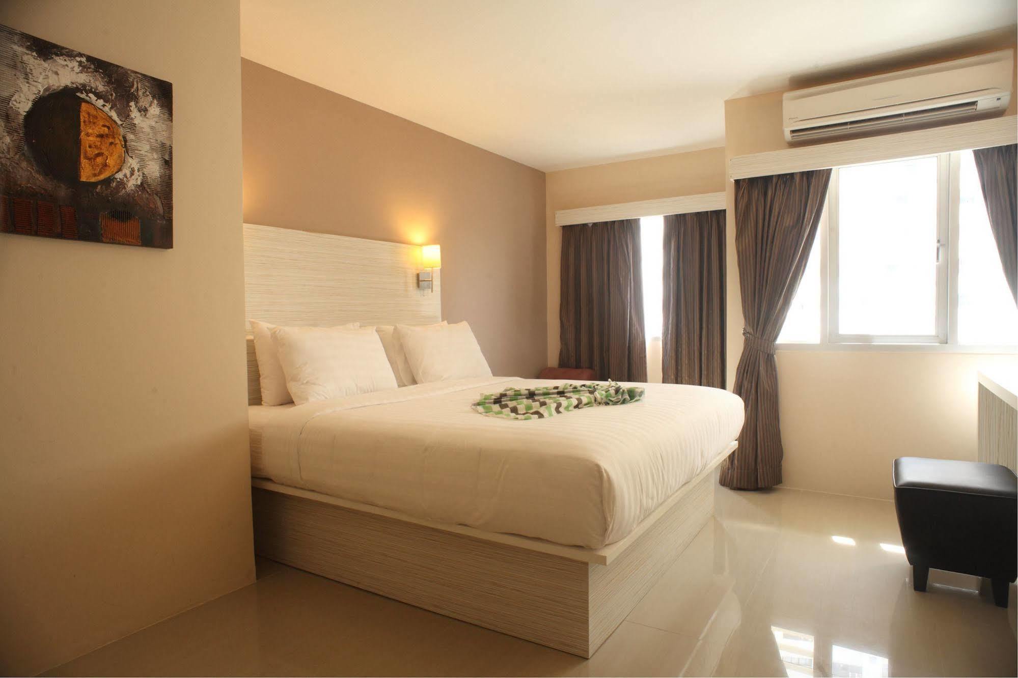 Hotell Prom Ratchada