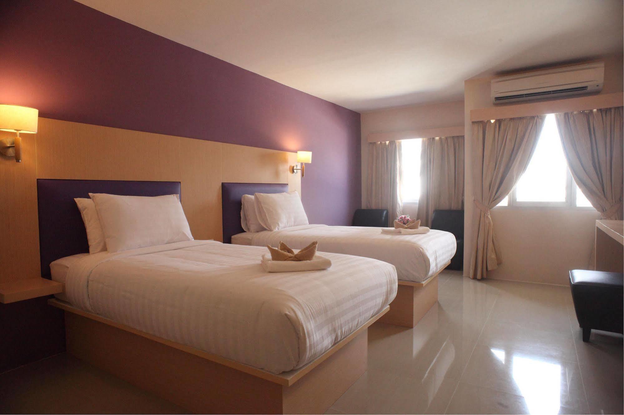 Prom Ratchada Hotel Banguecoque